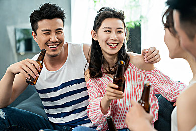 快色,快节奏时代：揭秘“快色”生活背后的秘密-1