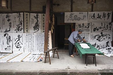 99热热,游戏新宠“99热热”，全球玩家狂热追捧