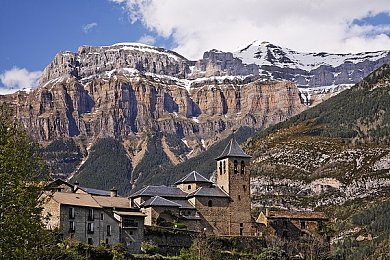 黑人巨大两根挤进一个,奇幻岛屿冒险，挑战智慧新高度-2