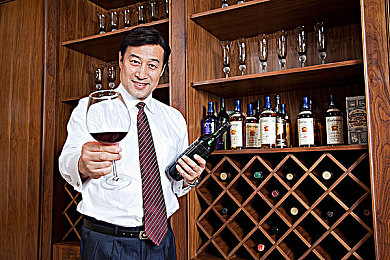 天天干天天添:《天天干天天添》:游戏新风尚,乐趣无限!-1