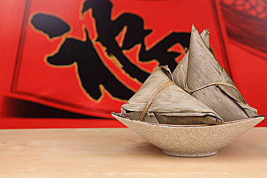 张柏芝被揉到流白浆:明星尴尬事件:现场失控惊魂一幕-2